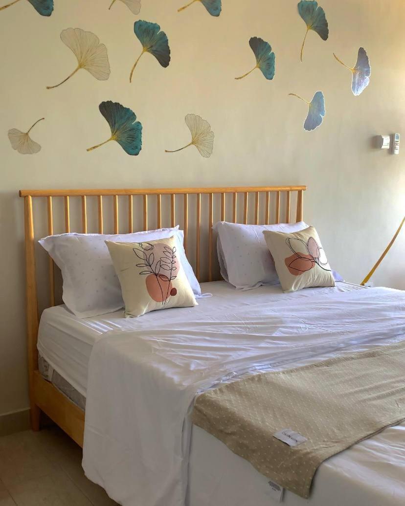 Serenity Terraces Beach, Hotel - Kokrobite ภายนอก รูปภาพ