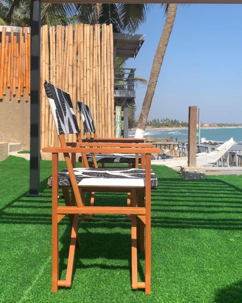 Serenity Terraces Beach, Hotel - Kokrobite ภายนอก รูปภาพ
