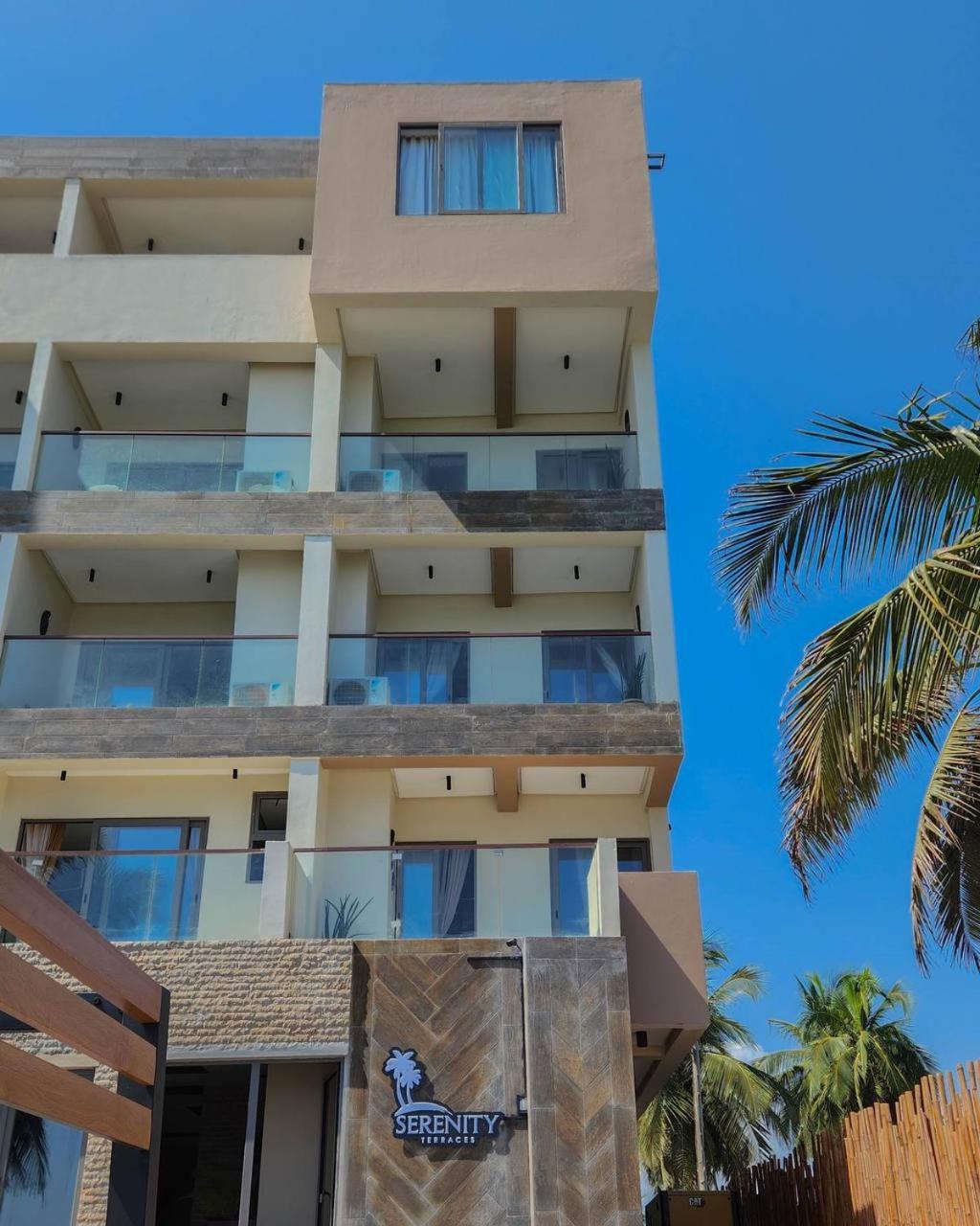 Serenity Terraces Beach, Hotel - Kokrobite ภายนอก รูปภาพ