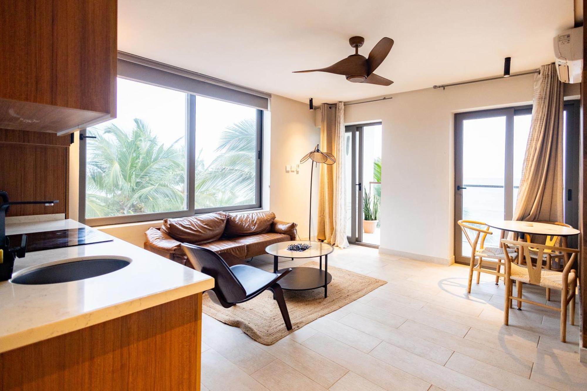 Serenity Terraces Beach, Hotel - Kokrobite ภายนอก รูปภาพ