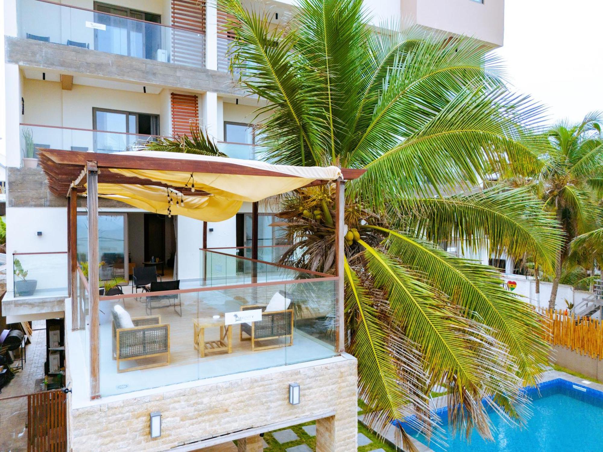 Serenity Terraces Beach, Hotel - Kokrobite ภายนอก รูปภาพ